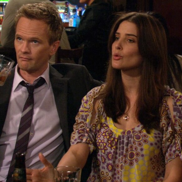 Silk Purple Pattern Blouse with Shoulder Cutouts ASO Alex Russo - Picture 3 of 8